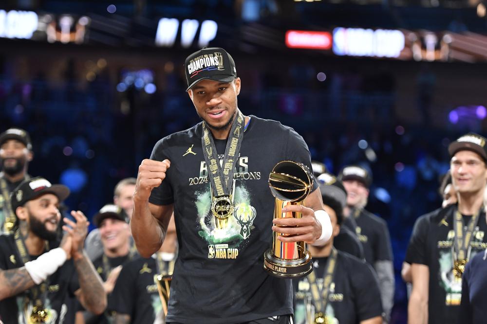 效力于RB 效力于RB