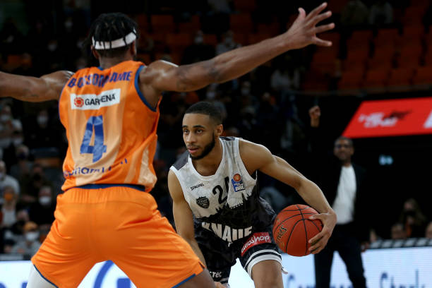 合作常常使 合作常常使